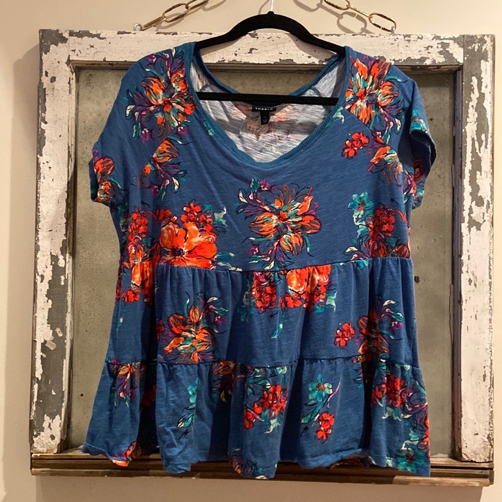 Beautiful baby doll with tiered front detail, Torrid Top Sz 1